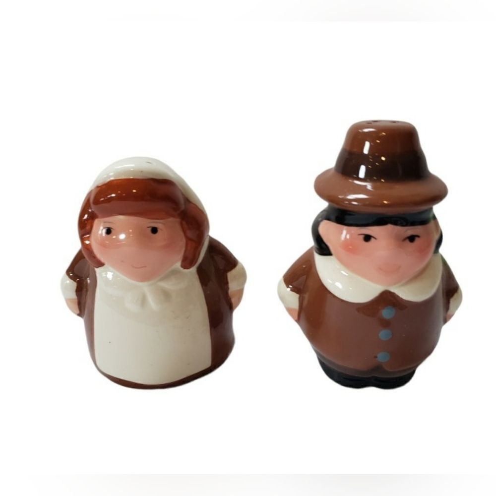 New Publix Pilgrim Salt & Pepper Shakers